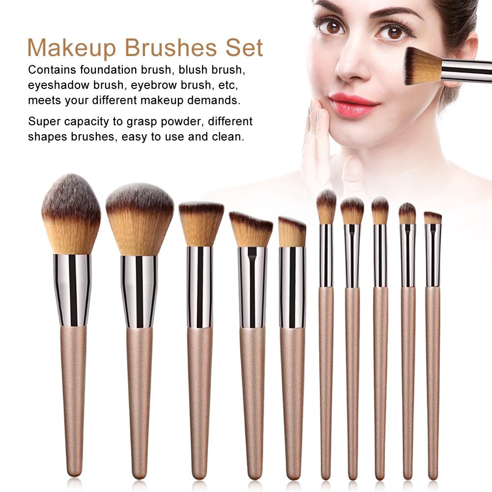 different makeup brushes