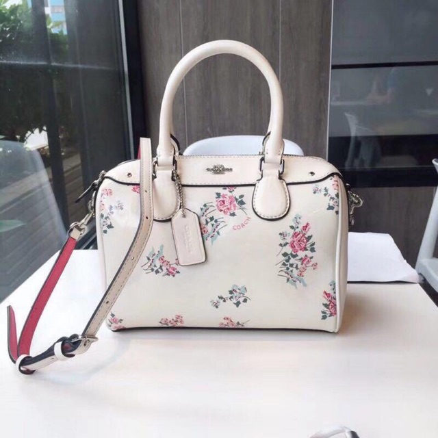 coach doctors bag with sling