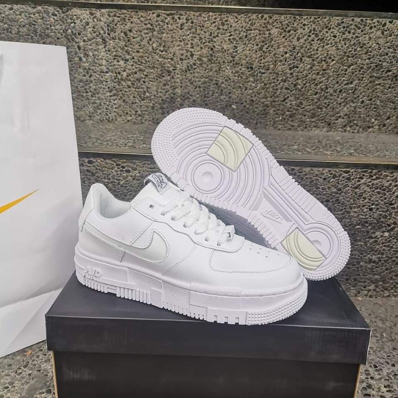 mens nike pixel