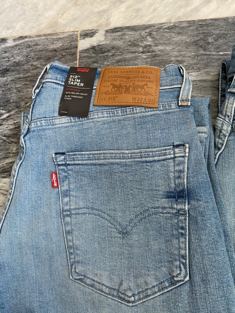 lot 512 levis