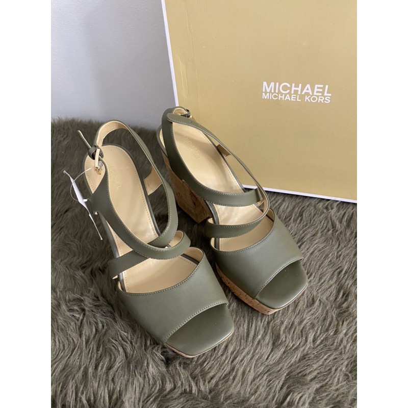 MICHAEL KORS OLIVE HEELS | Shopee Philippines