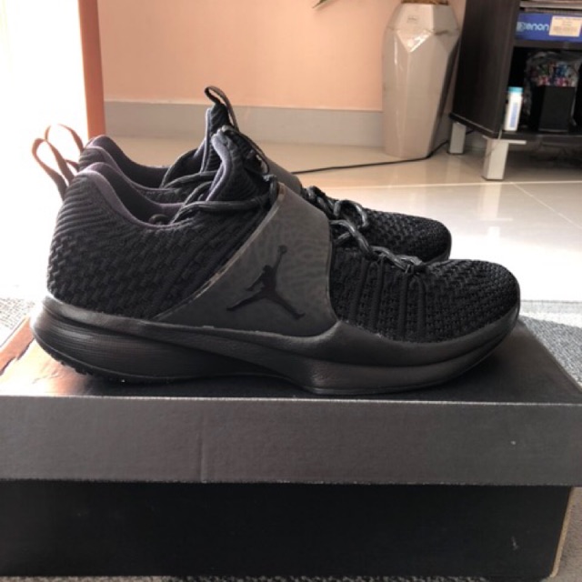 jordan trainer 2 flyknit black