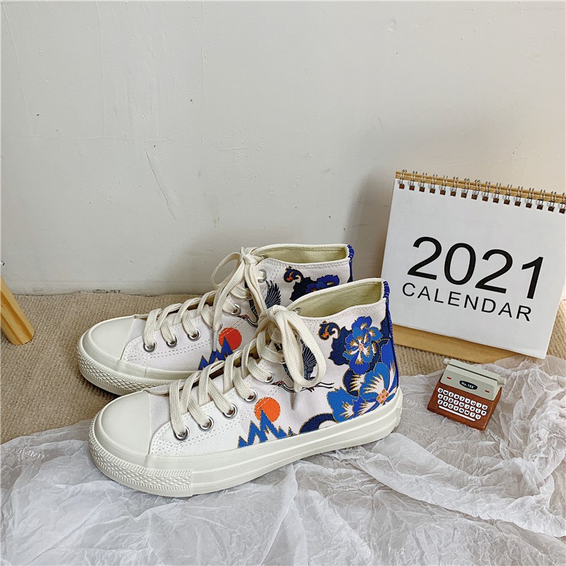 popular womens shoes