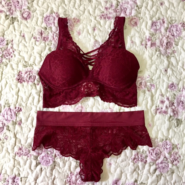 pink bra and panty set