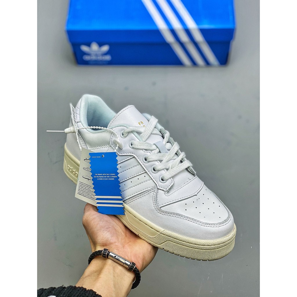 adidas originals 37