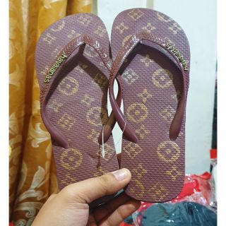 havaianas x louis vuitton