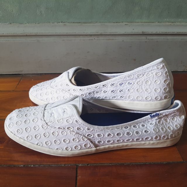 keds white chillax