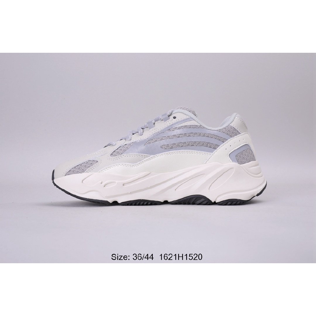 yeezy boost 700 static