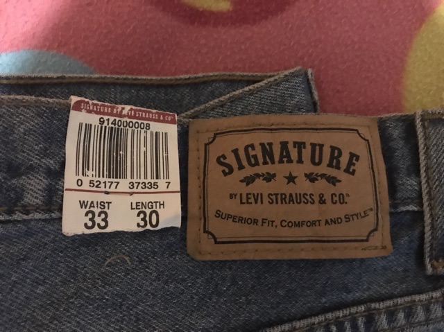 levis authentics signature