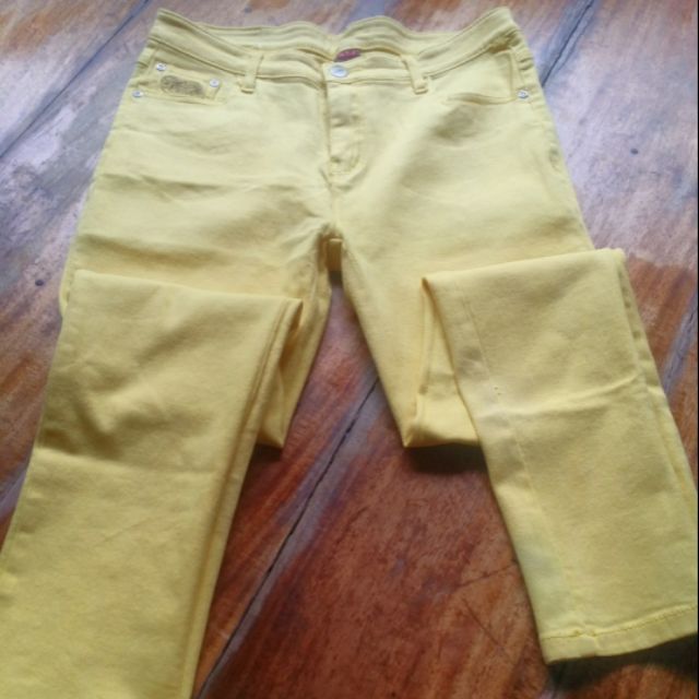 tan skinny jeans plus size