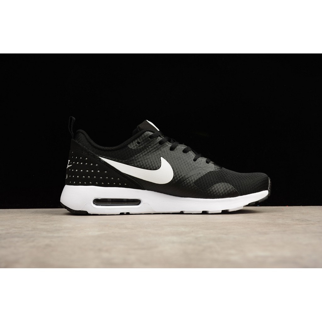nike tavas