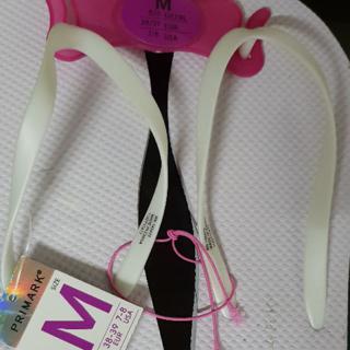 primark flip flops white