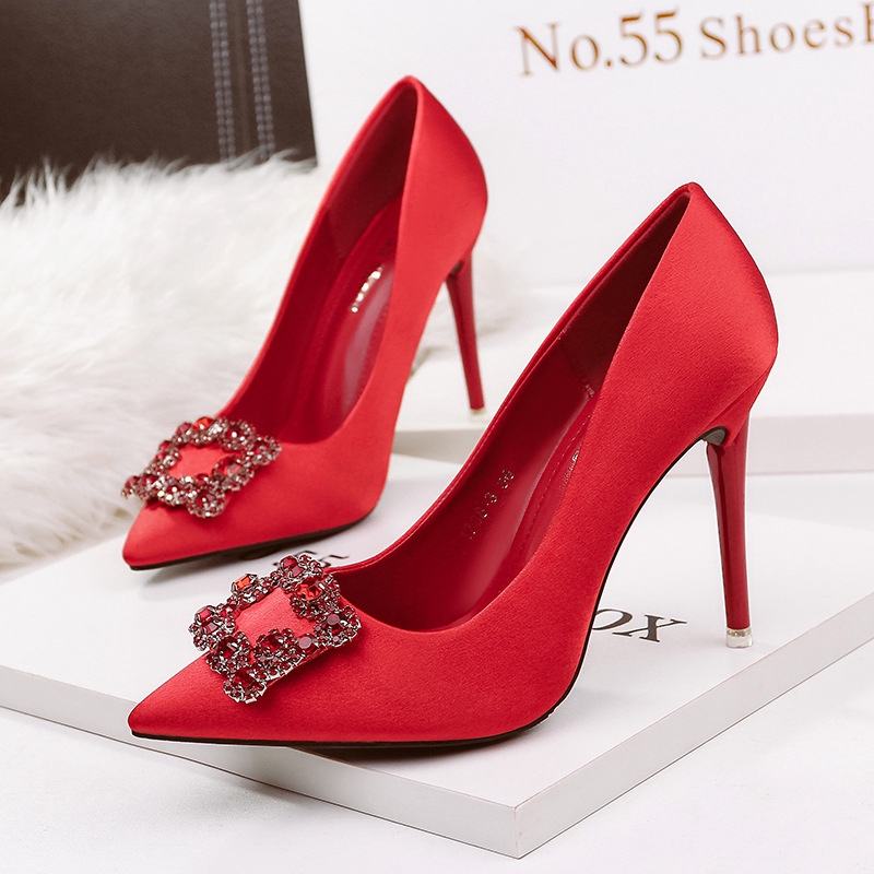 high heels in red colour
