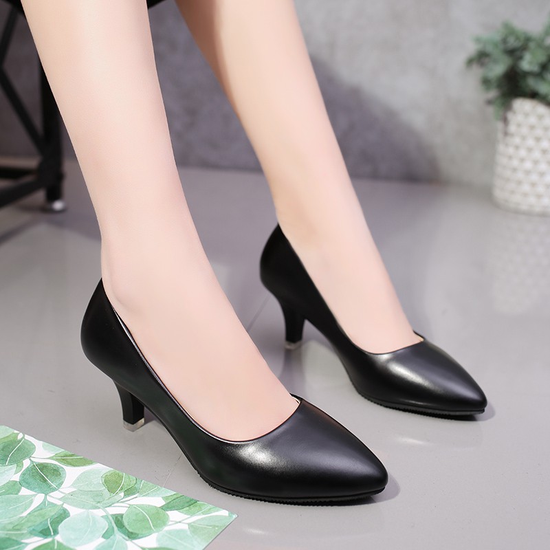 leather shoes female