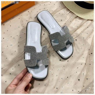 h type sandals