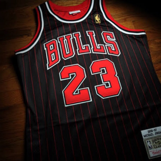 michael jordan old school jersey