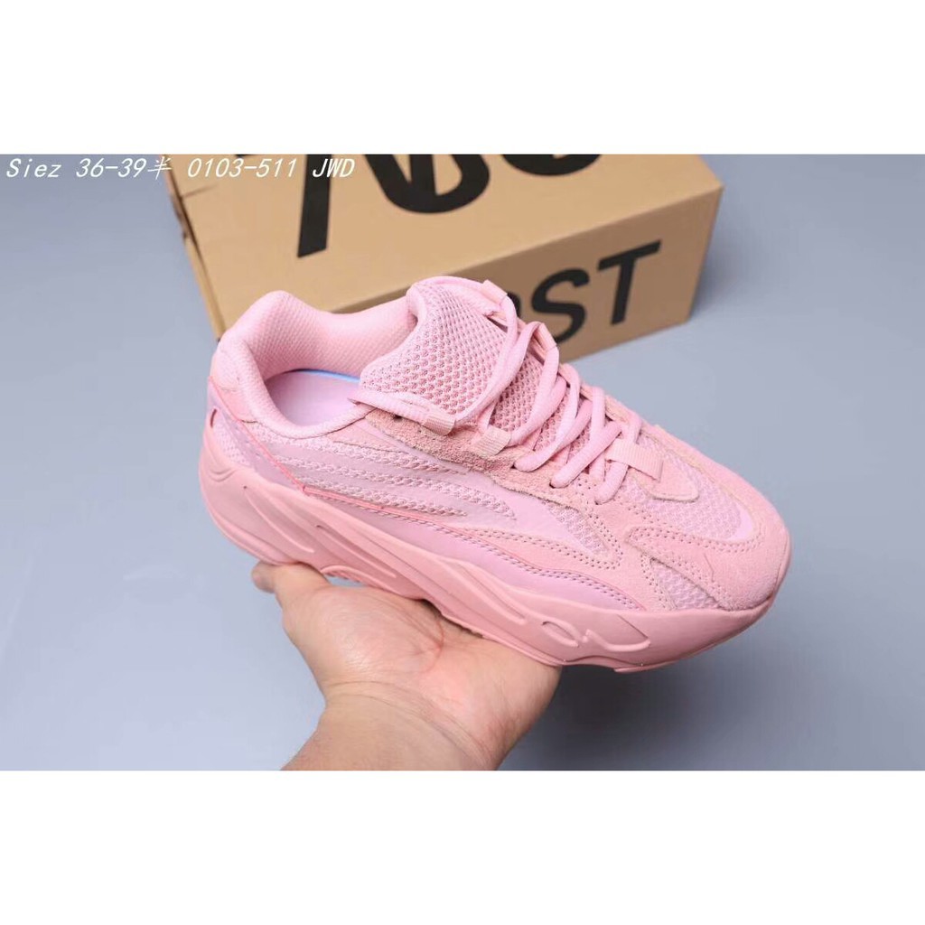 pink yeezy 700 v2