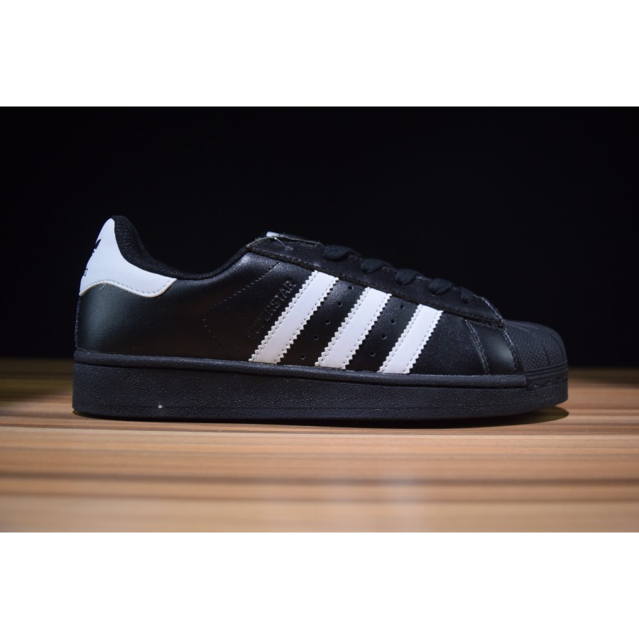 adidas official superstar