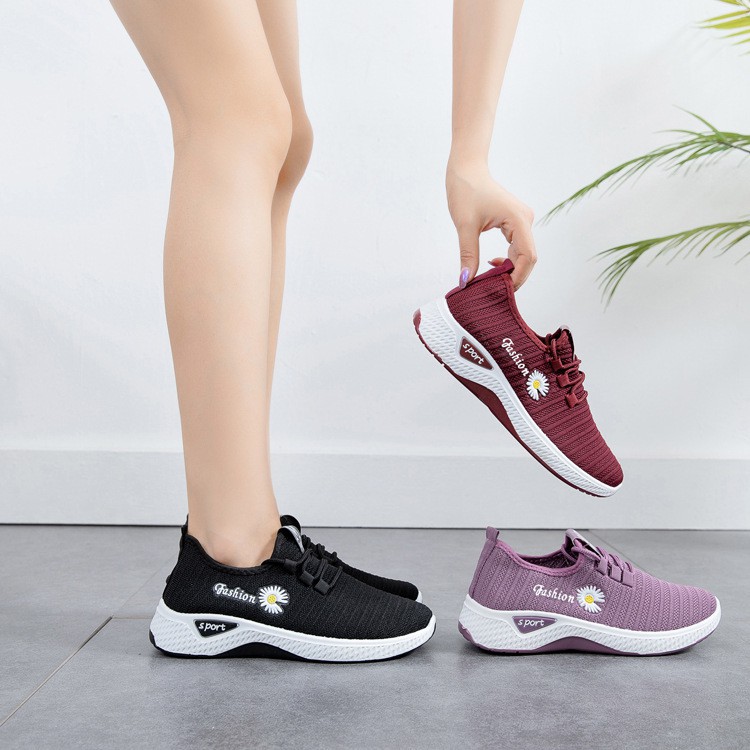 slip on running shoe