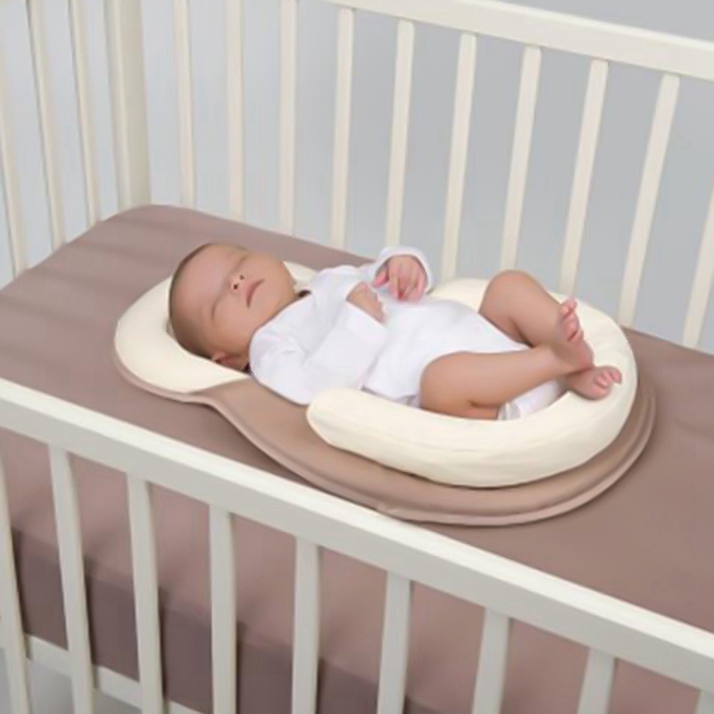 pillow for baby to sleep in bed