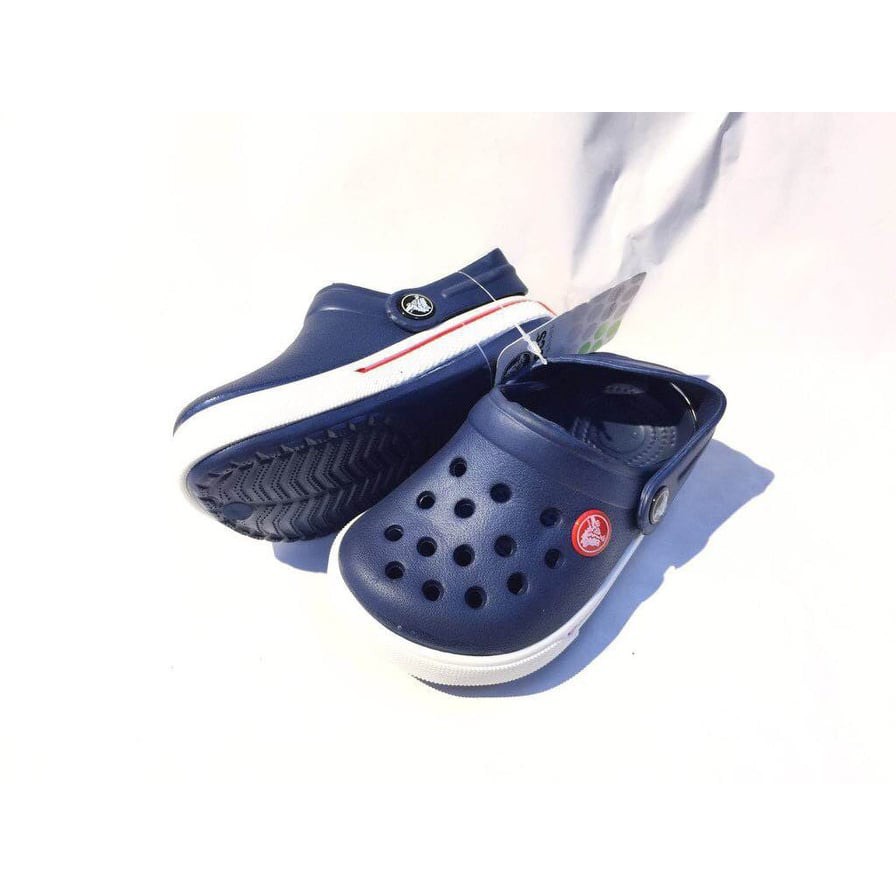 trending crocs