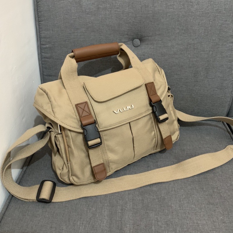 VLUU korean messenger bag preloved mens Shopee Philippines