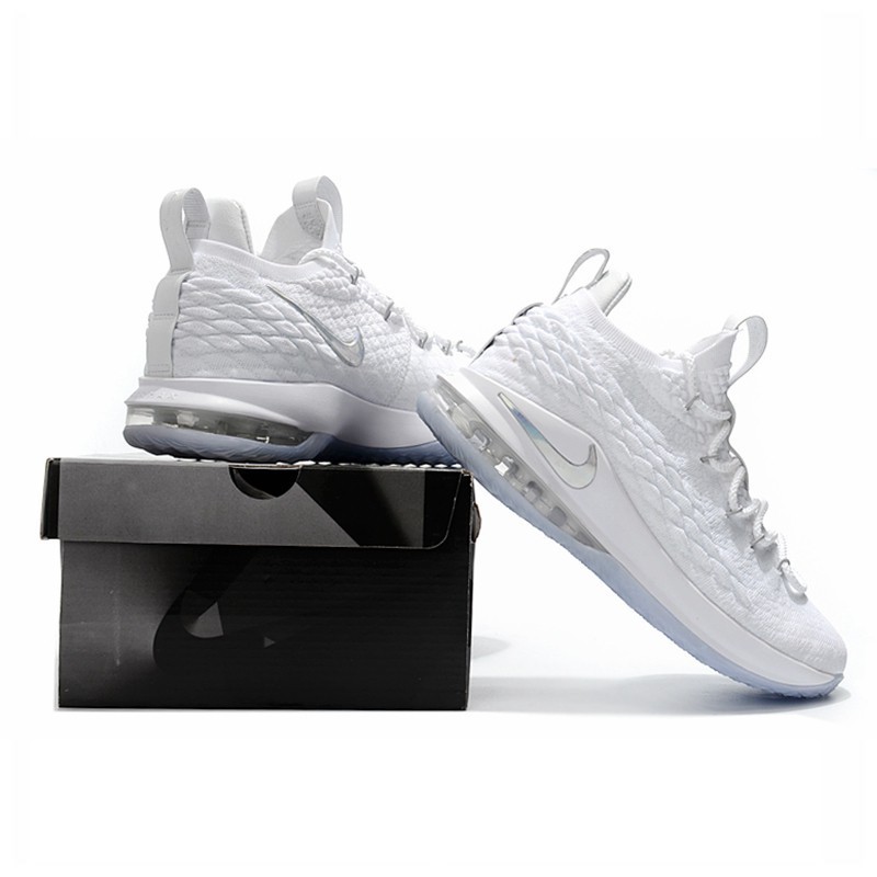 white low cut basketball shoes