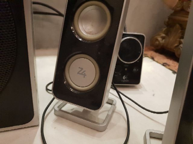 logitech z4 speakers for sale