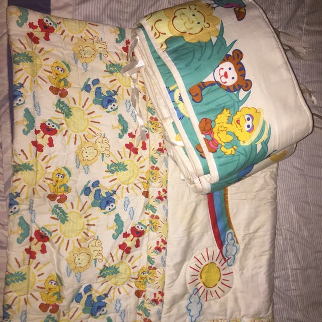 Sesame Street Bumper Guard And Comforter Set Guc Shopee