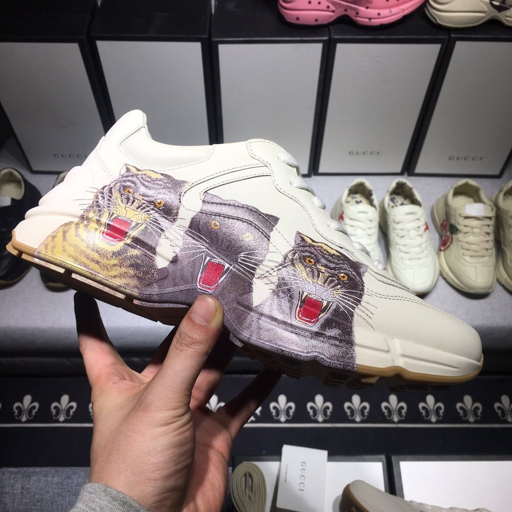 gucci tiger sneakers womens