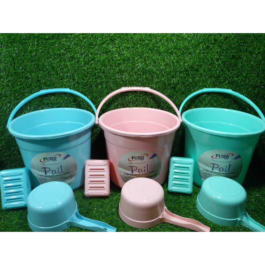 Authentic 611 FUHO Shower Set (2.5 Gallon Pail, Water Dipper And Soap