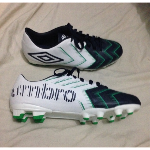 umbro cleats