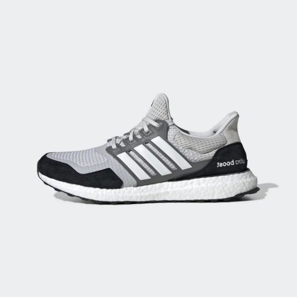ultraboost s&l black