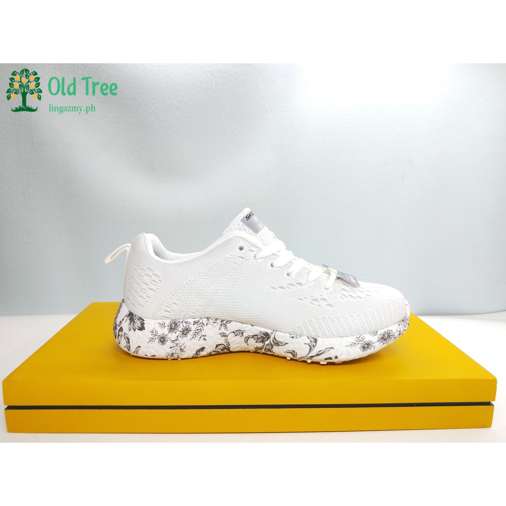 skechers non slip shoes mens