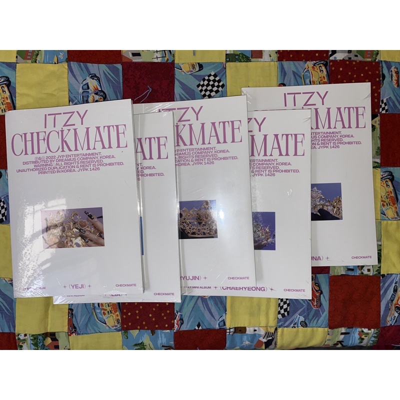 ITZY CHECKMATE ALBUM STANDARD VER YEJI LIA RYUJIN CHAERYEONG YUNA ...