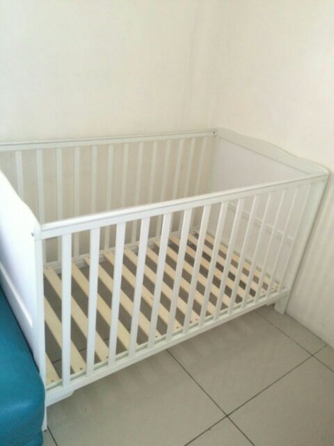 dwelling baby crib