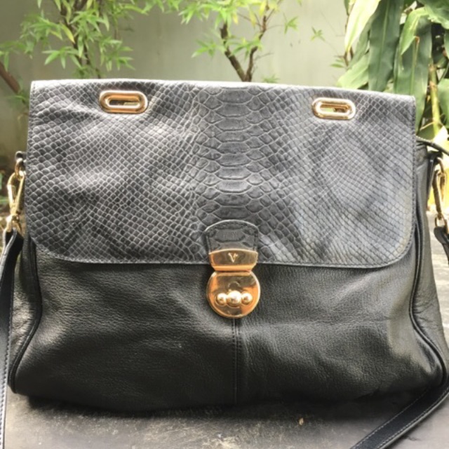 falskhed chauffør udkast Pre loved bag Valentino Rudy | Shopee Philippines
