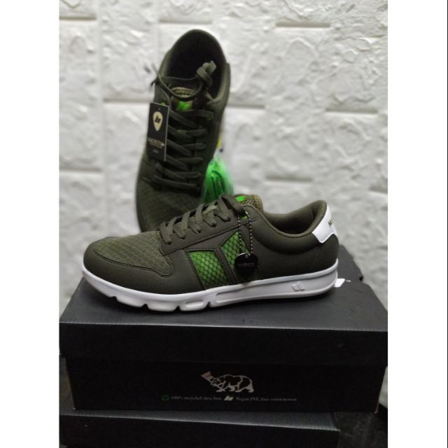 macbeth shoes