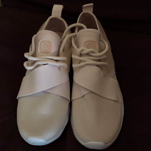 AUTHENTIC Champion Geofoam Shoes 