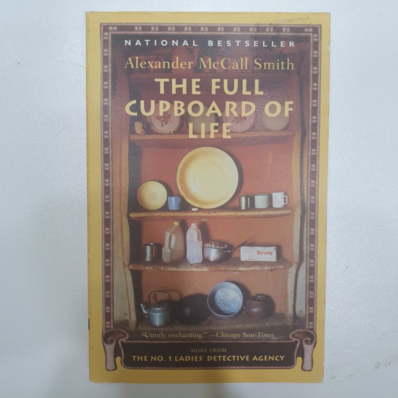 Alexander McCall Smith - The Full Cupboard of Life (Paperback) | Shopee ...