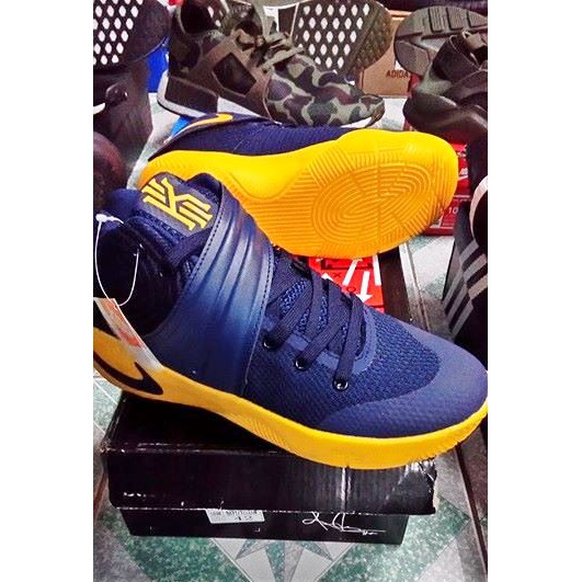 kyrie 2 cavs