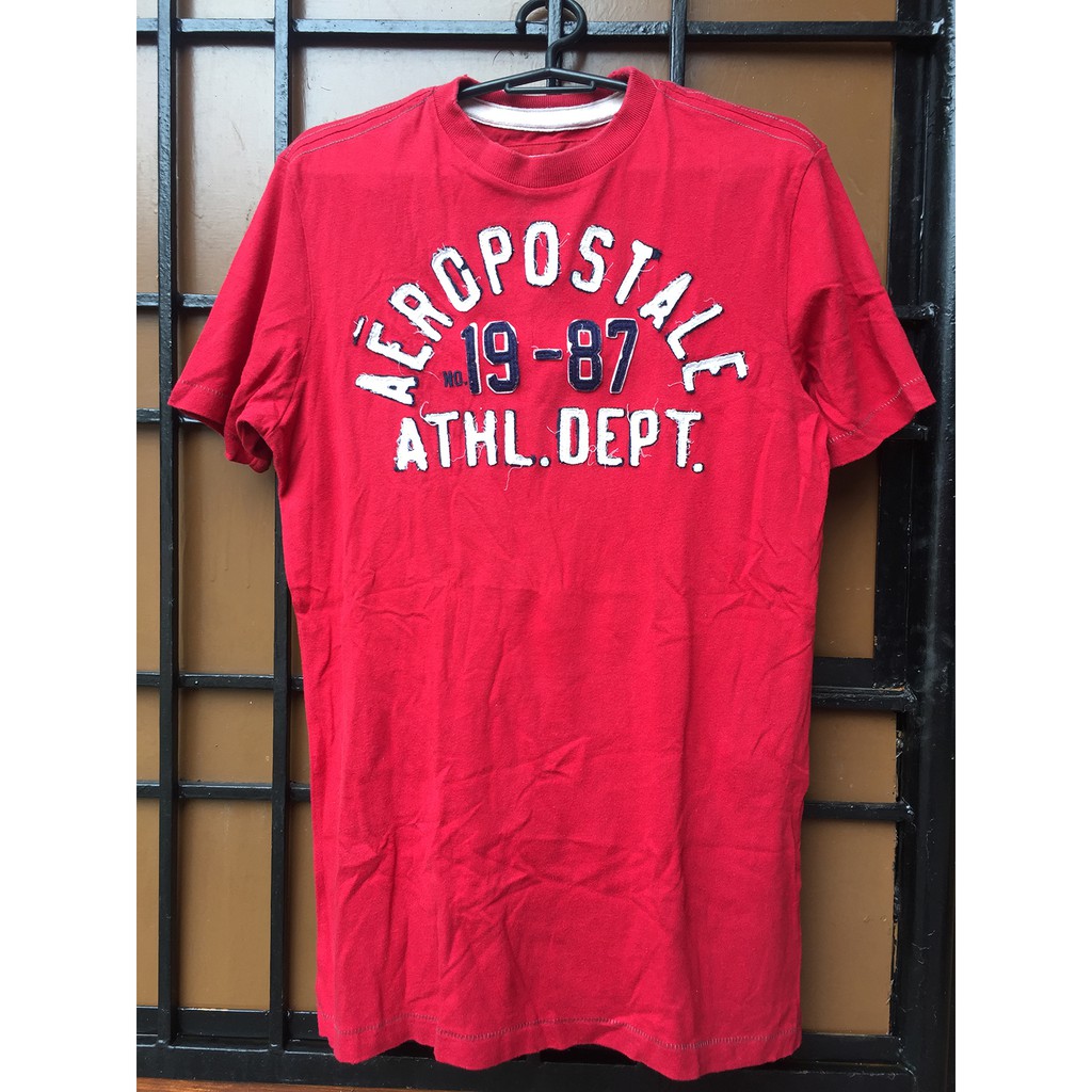 red aeropostale shirt