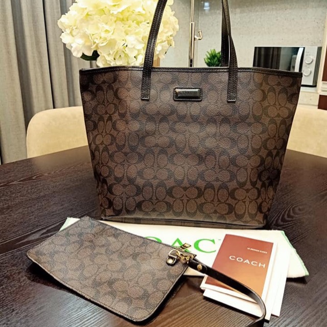 coach neverfull tote