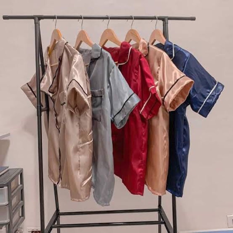 PRELOVED SILK SLEEPWEAR (live selling only) Shopee Philippines