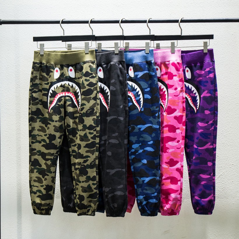 bathing ape camo pants