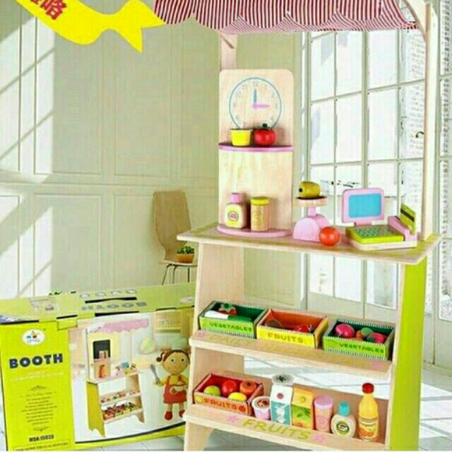 wooden toy shop