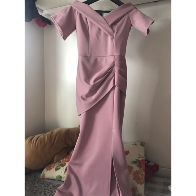 apartment 8 custom gown price