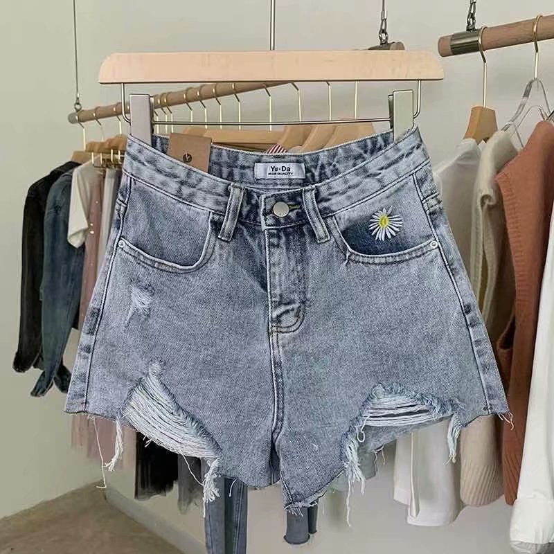chic jean shorts