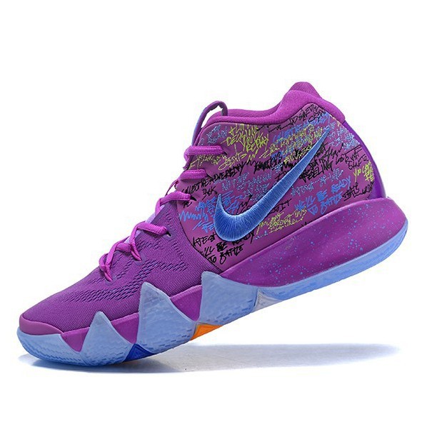 men kyrie 4