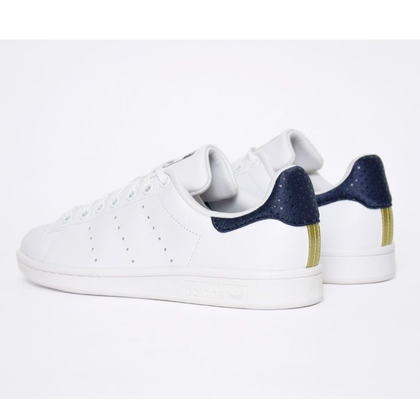 rita ora stan smith